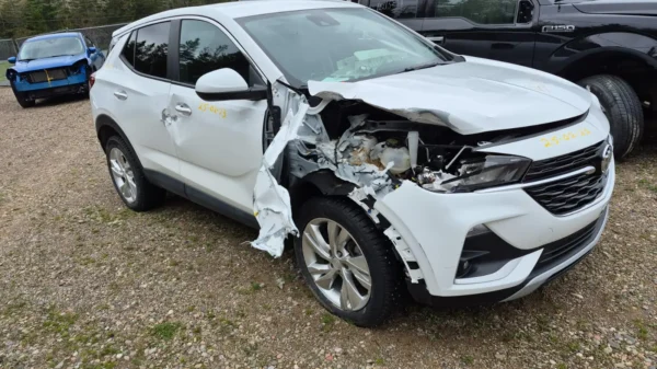 Buick AWD 2023 – Wholesale Used SUV Export to Europe & South Africa - Image 3