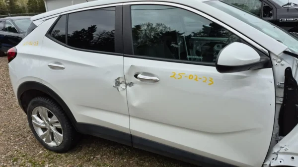 Buick AWD 2023 – Wholesale Used SUV Export to Europe & South Africa - Image 2