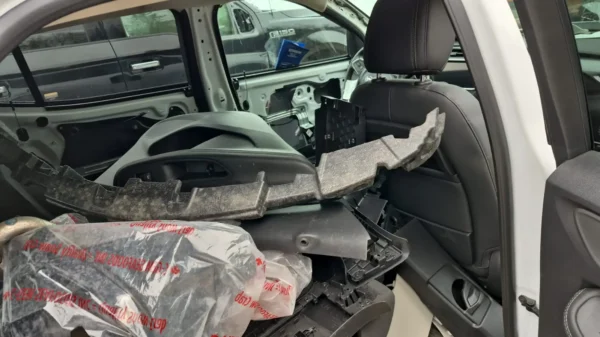 Buick AWD 2023 – Wholesale Used SUV Export to Europe & South Africa - Image 8
