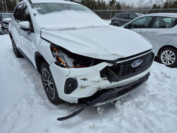 Ford Escape  – Wholesale SUV for Mechanics & Export | Global World Trading - Image 9