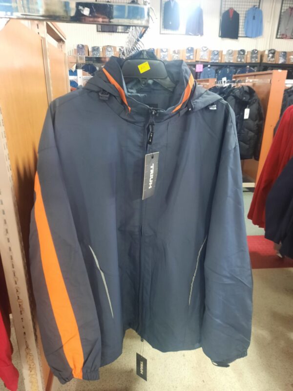 Wholesale Winter Clothing Stock – Sold by the Kilo | Second-Hand & Thrift - Image 17
