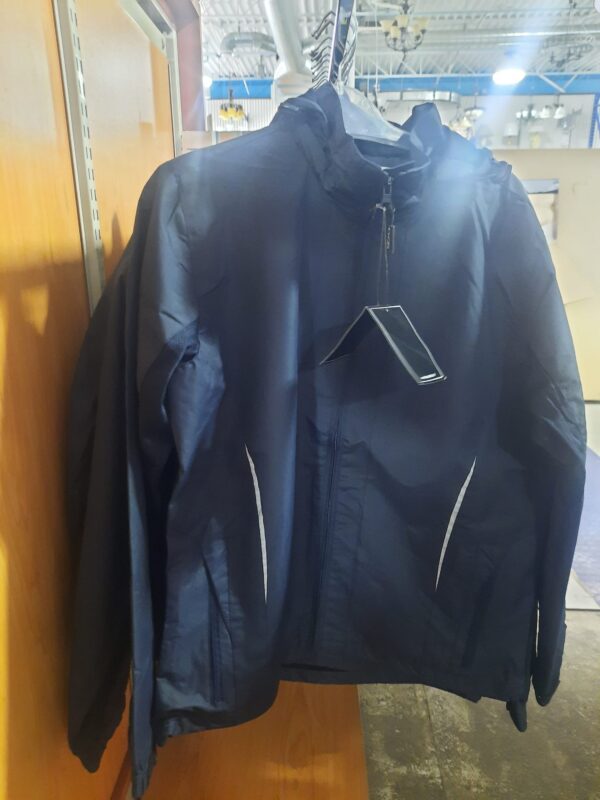 Wholesale Winter Clothing Stock – Sold by the Kilo | Second-Hand & Thrift - Image 18