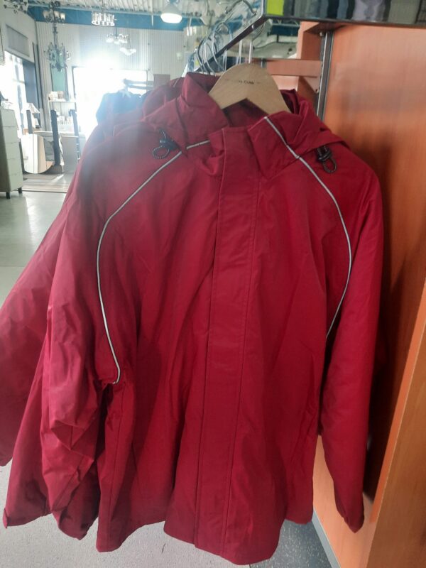 Wholesale Winter Clothing Stock – Sold by the Kilo | Second-Hand & Thrift - Image 22