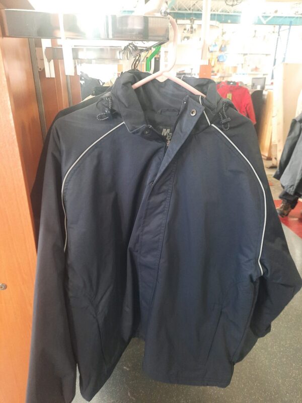 Wholesale Winter Clothing Stock – Sold by the Kilo | Second-Hand & Thrift - Image 34