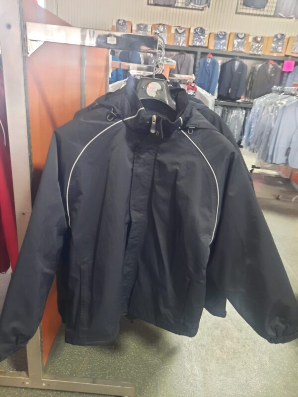 Wholesale Winter Clothing Stock – Sold by the Kilo | Second-Hand & Thrift - Image 27