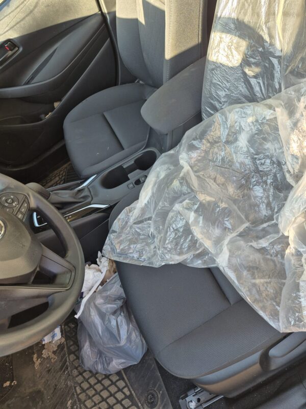 salvage-toyota-corolla-interior-passenger-seat