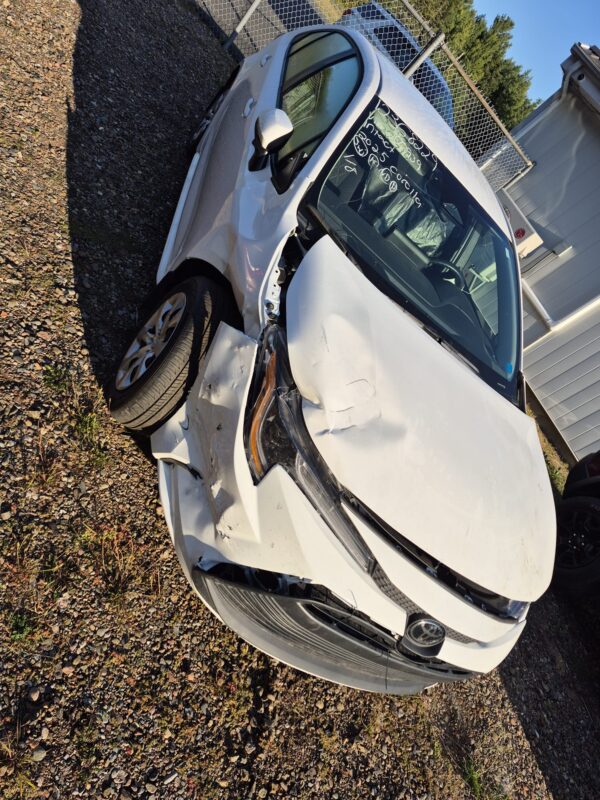 wrecked-2025-toyota-corolla-front-end-damage